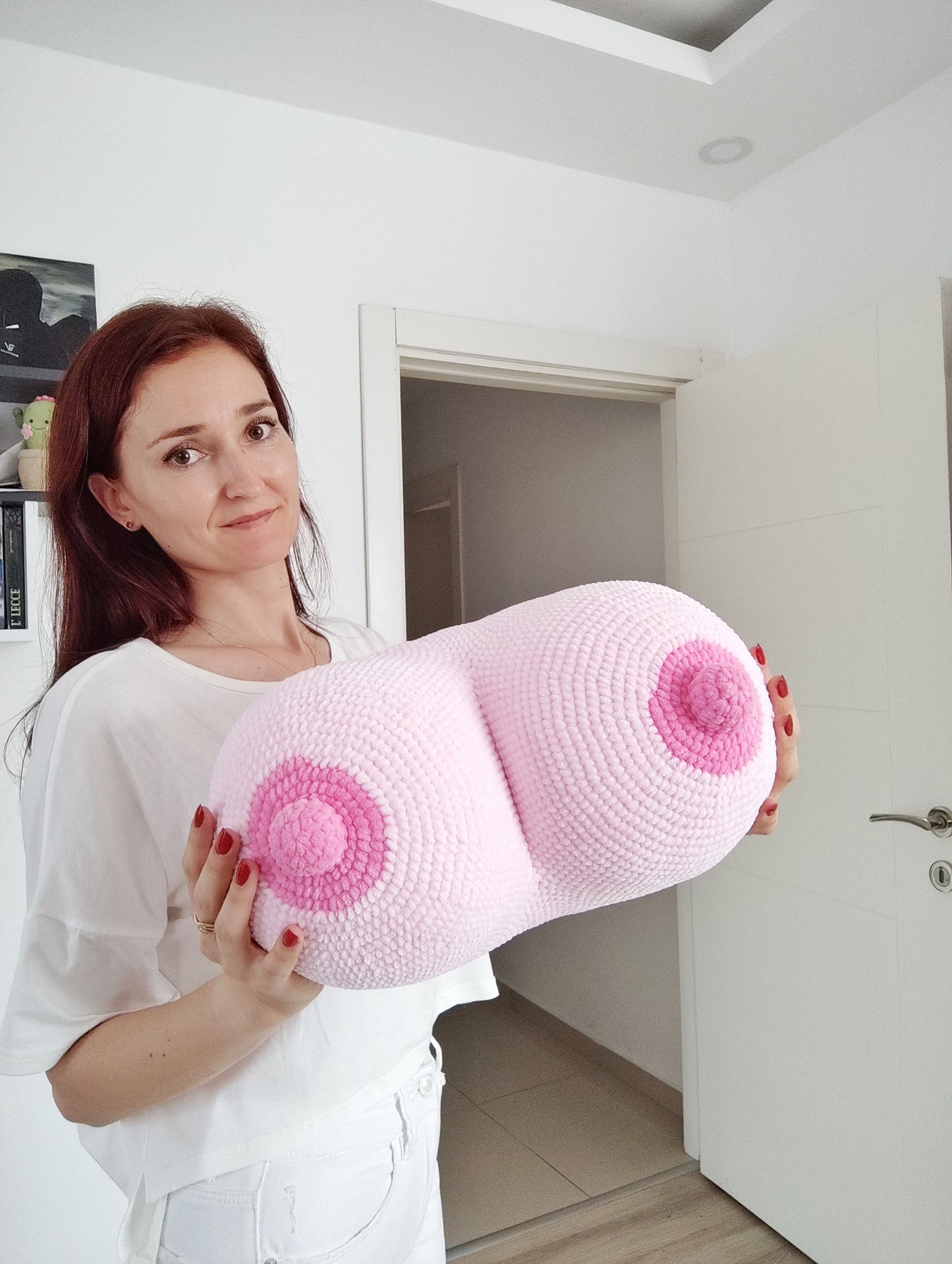 Crochet female breast pillow pattern, pillow pattern, female breast pattern, Amigurumi pattern for beginner, Crochet boobs tutorial