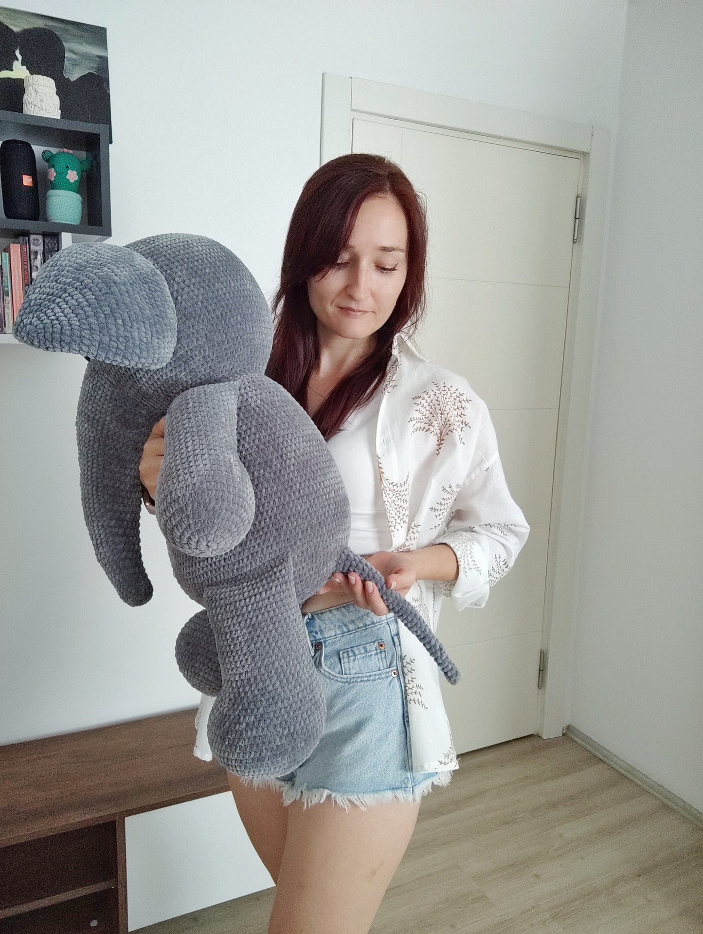 Crochet big grey elephant pillow pattern english, big elephant pattern, Amigurumi patterns, Crochet elephant tutorial