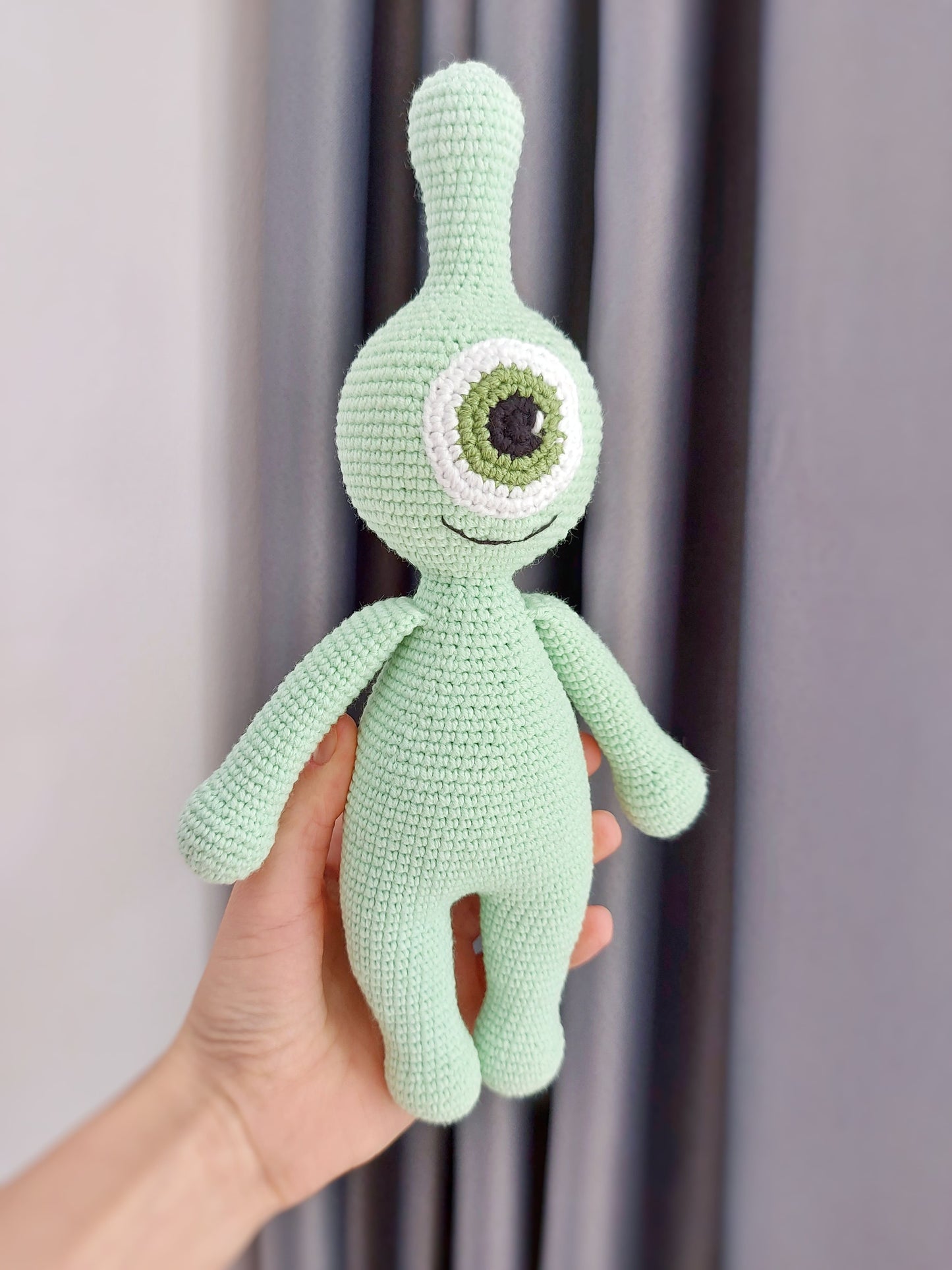 Alien Child Amigurumi Pattern, Crochet toys patern, pattern amigirumi