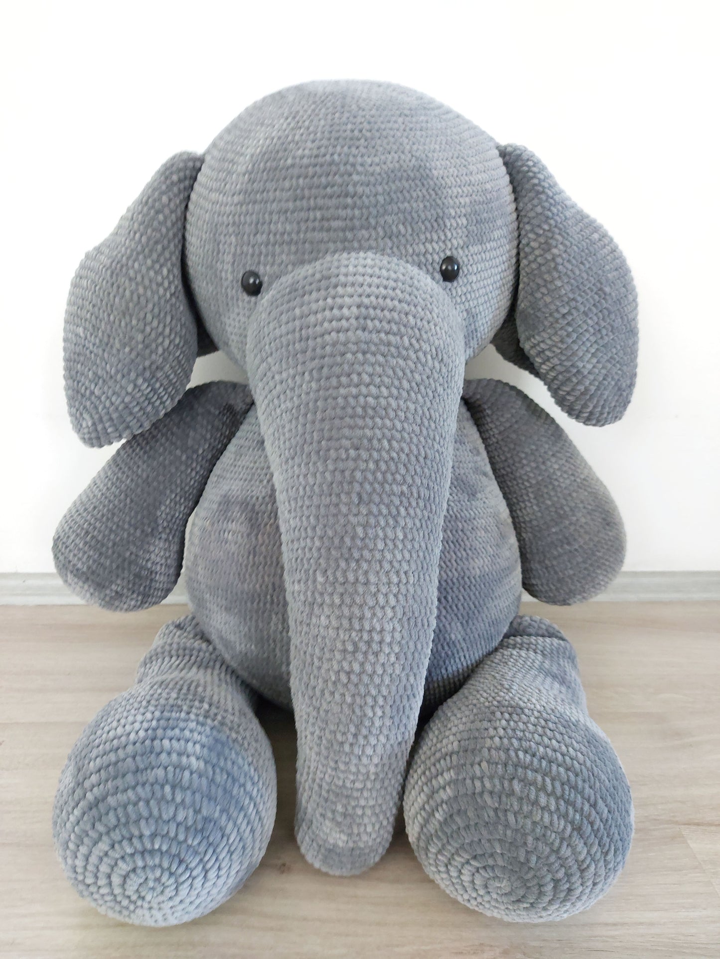 Crochet big grey elephant pillow pattern, big elephant pattern, Amigurumi patterns, Crochet elephant tutorial
